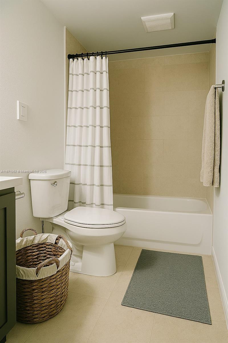 HARBOUR HOUSE - Residential