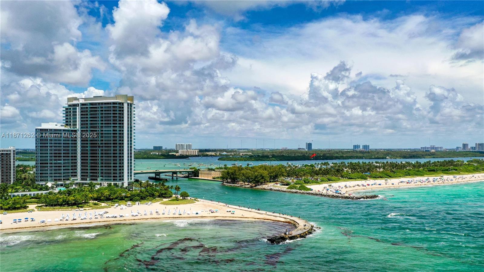 HARBOUR HOUSE - Residential