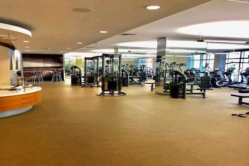 HARBOUR HOUSE - Residential