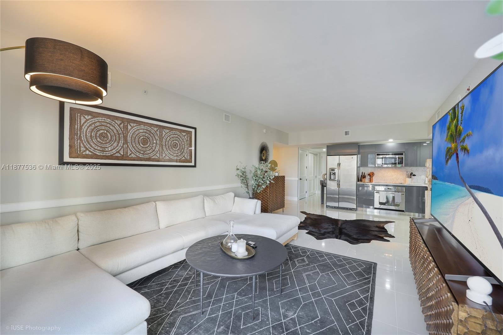 Live in style with this fully furnished 2BD + den / 2BA at MyBrickell! Outfitted with modern West Elm & Pottery Barn pieces, this turnkey home features porcelain floors, open living/dining, Italian cabinetry, stone countertops, spa-style baths, custom closets, washer/dryer, and balcony. Amenities include rooftop pool & hot tub with skyline views, gym, lounge, 24/7 valet, concierge & security—all just steps from Brickell City Centre & Mary Brickell Village. Move-in ready and won’t last!