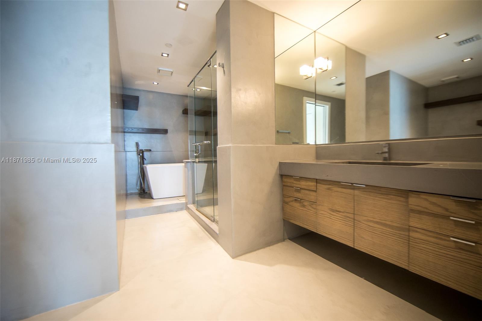 Bentley Bay - Residential