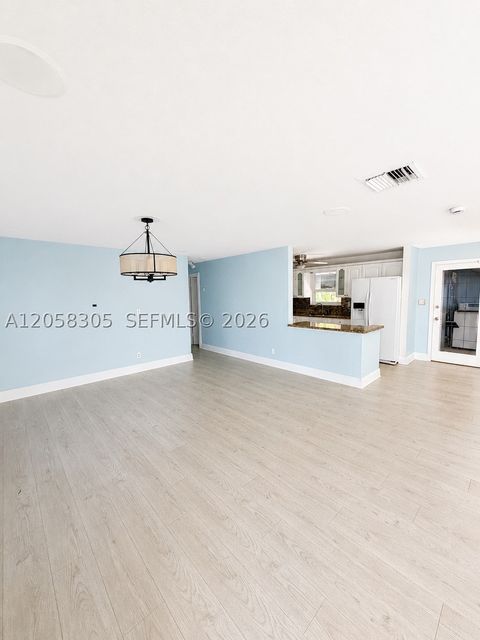 Tiny photo for 5651 NE 9th Ave, Oakland Park, FL 33334 (MLS # A12058305)