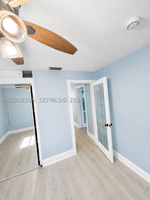Tiny photo for 5651 NE 9th Ave, Oakland Park, FL 33334 (MLS # A12058305)