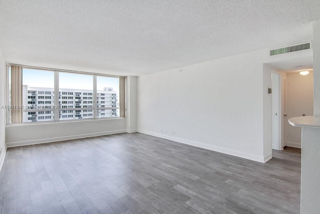 Flamingo South Beach - Residential Lease