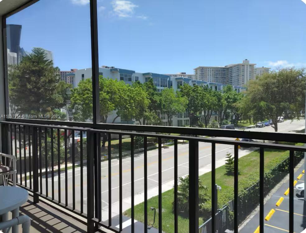 LE CARTIER CONDO - Residential