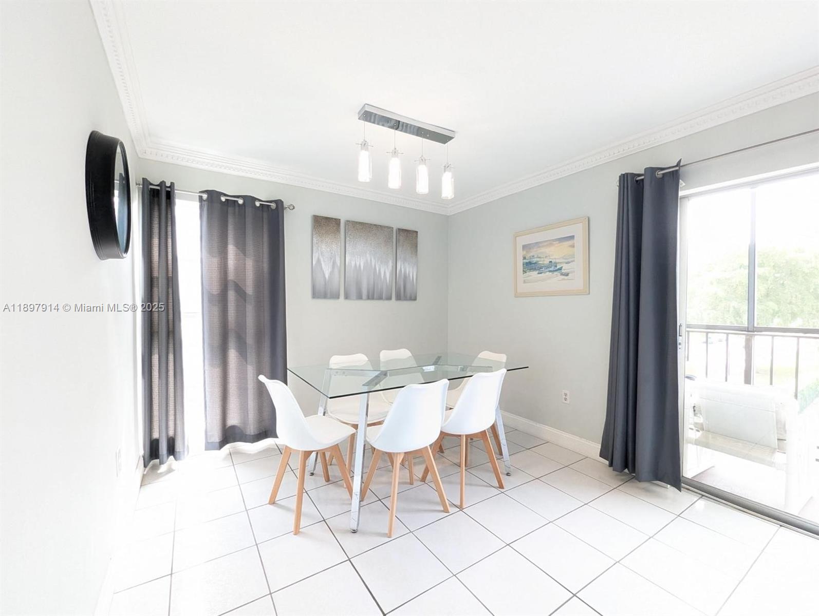 LE CARTIER CONDO - Residential