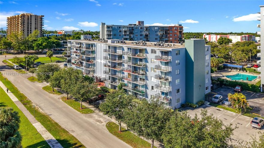 Spacious 2 bedroom, 2 bathroom condo with Balcony in North Miami with 1050 Sq Ft of Living Space. Very Cozy and Charming unit. This property is Located Close distance to your favortes Stores, L A Fitness , Offices, Public Transportation, Other Shopping and close to Dining, Miami International Airport, Mall and Minutes away from the BEACH.