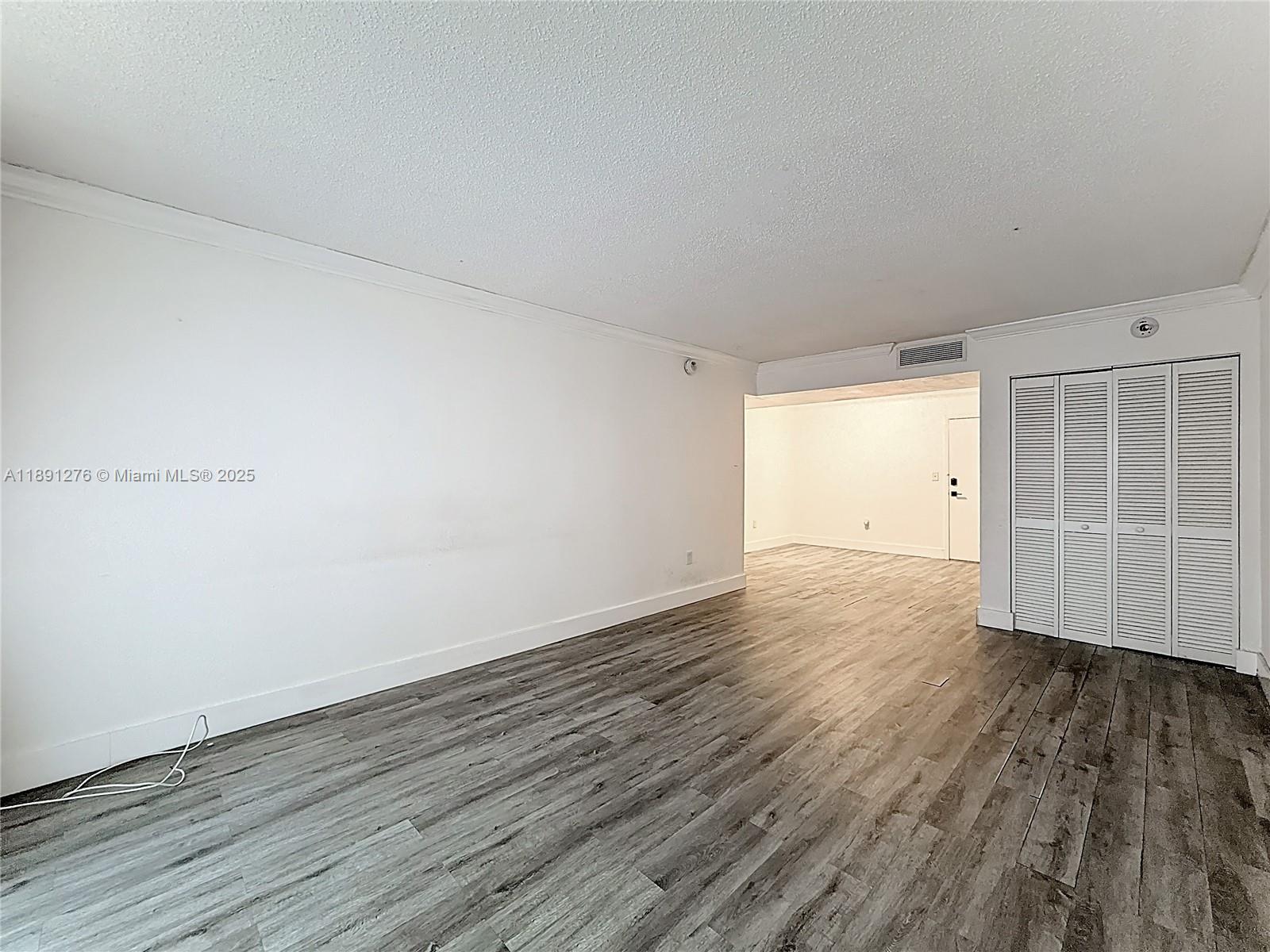 THREE HORIZONS EAST CONDO - Residential