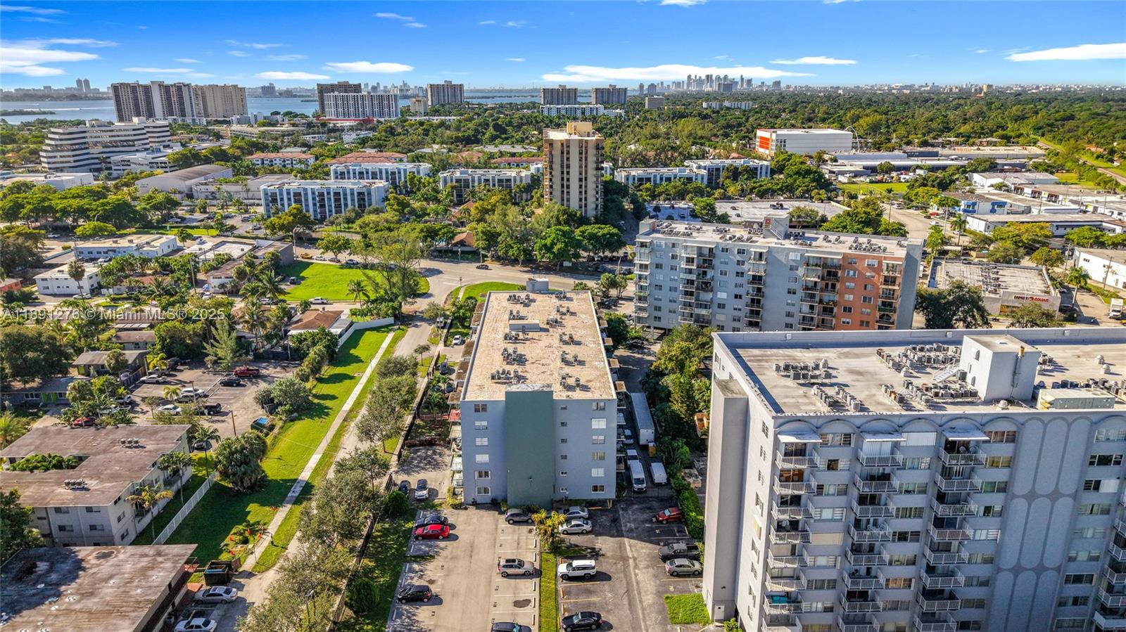 THREE HORIZONS EAST CONDO - Residential