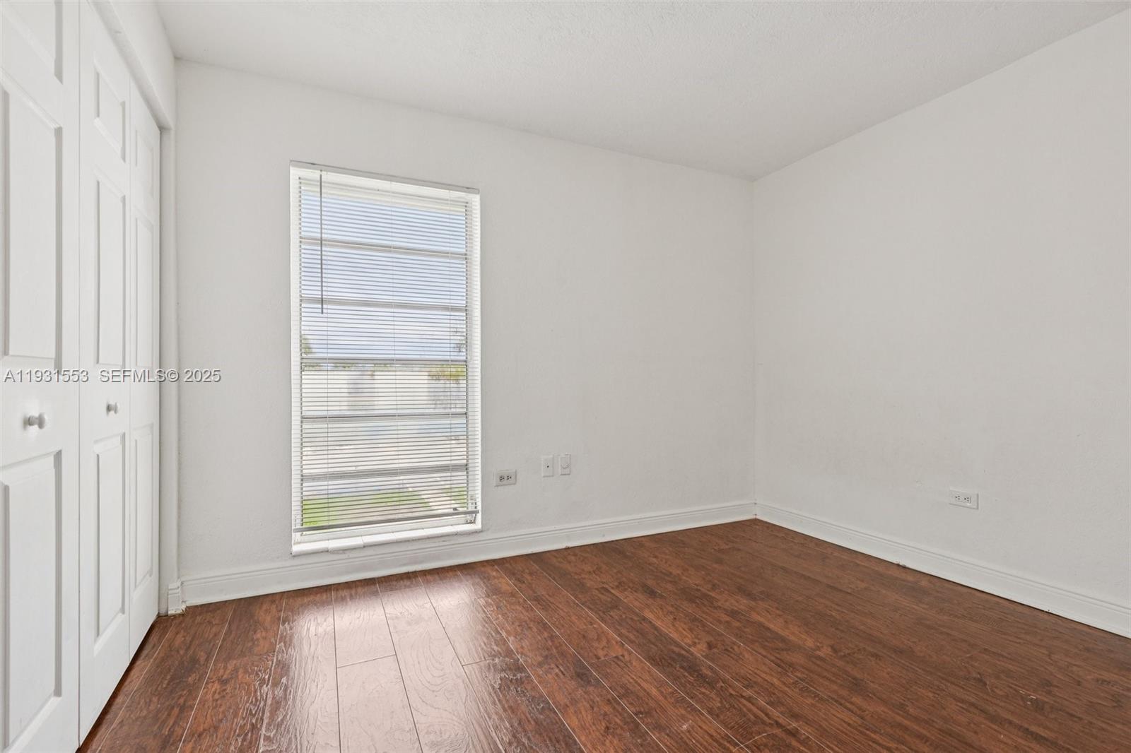 SUNSET PALMS WEST CONDO - Residential