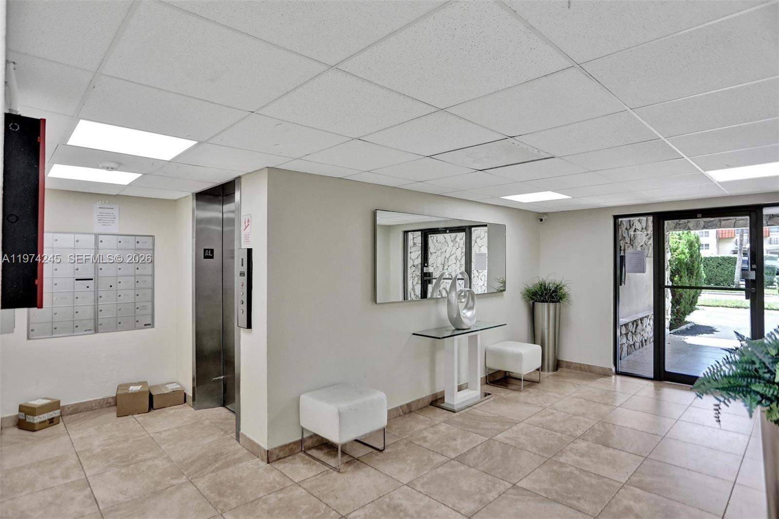 CARIBBEAN HOUSE CONDO - Residential