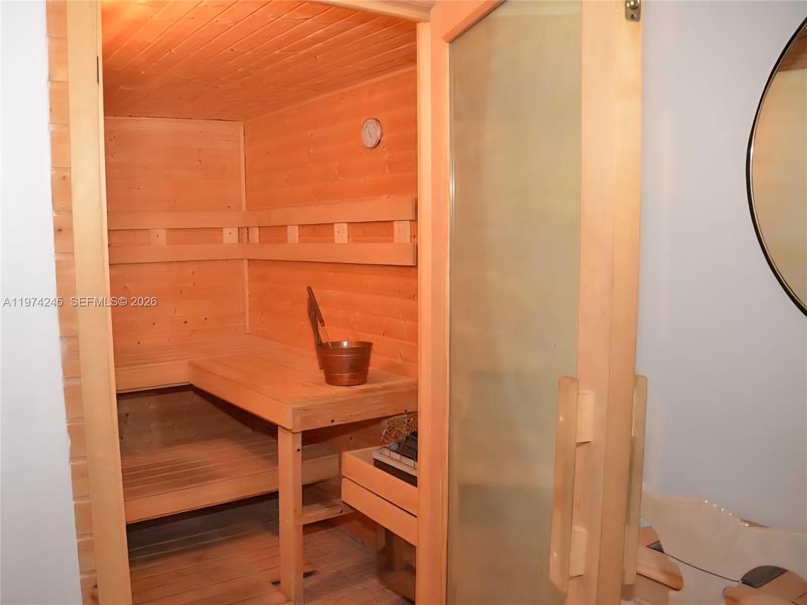 CARIBBEAN HOUSE CONDO - Residential