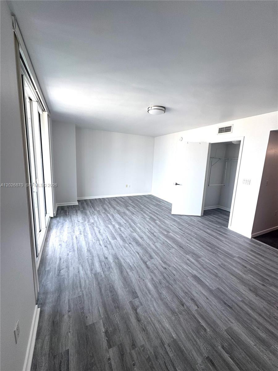 50 Biscayne Blvd 3303