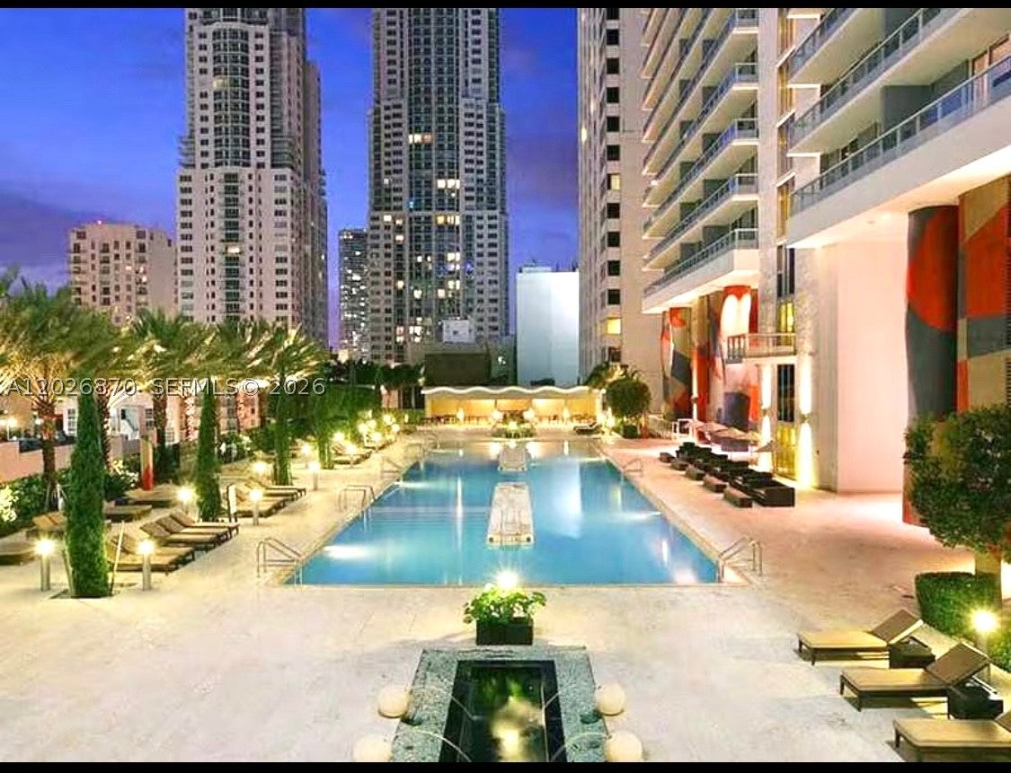 50 Biscayne Blvd 3303
