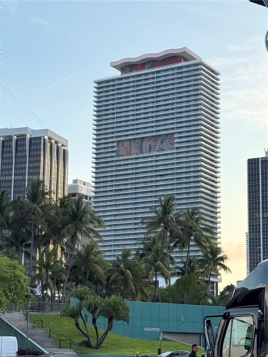 50 BISCAYNE CONDO - Residential
