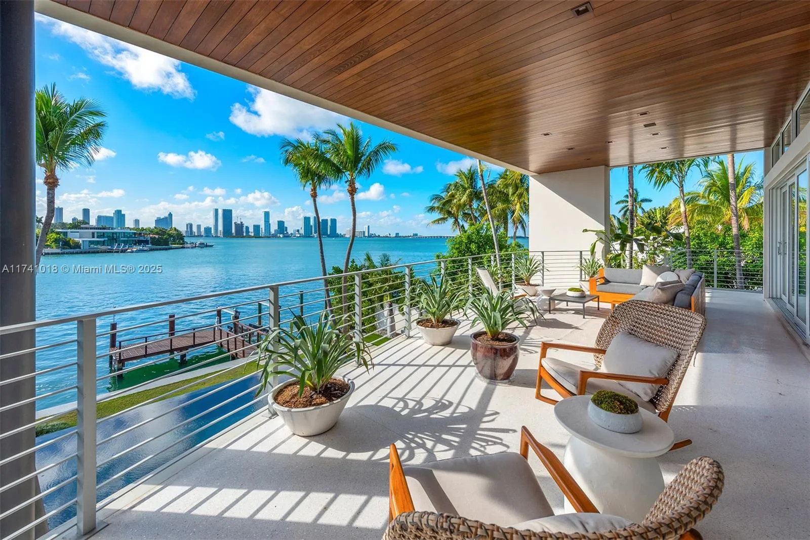 Miami Beach, Florida 33139, United States, 5 Bedrooms Bedrooms, ,6 BathroomsBathrooms,Residential,Active,6613
