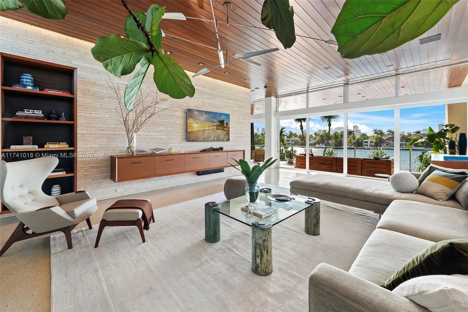 Miami Beach, Florida 33139, United States, 5 Bedrooms Bedrooms, ,6 BathroomsBathrooms,Residential,Active,6613