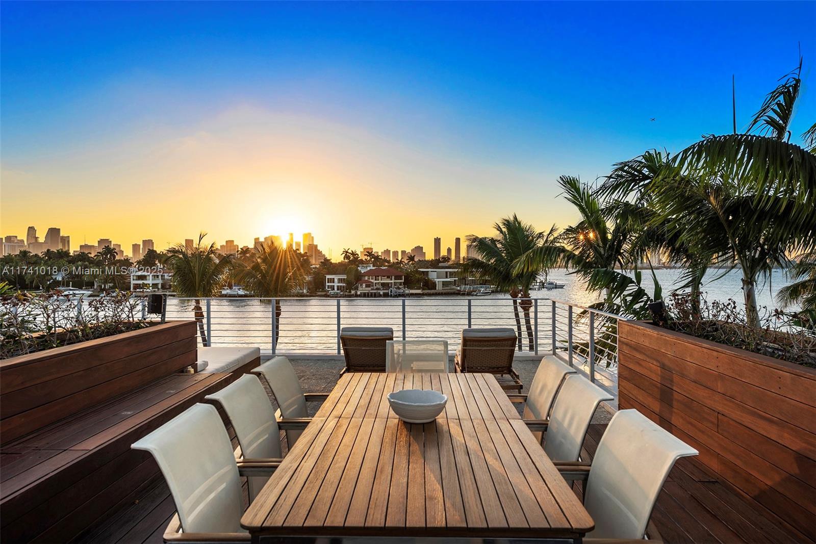 DI LIDO ISLAND - Residential