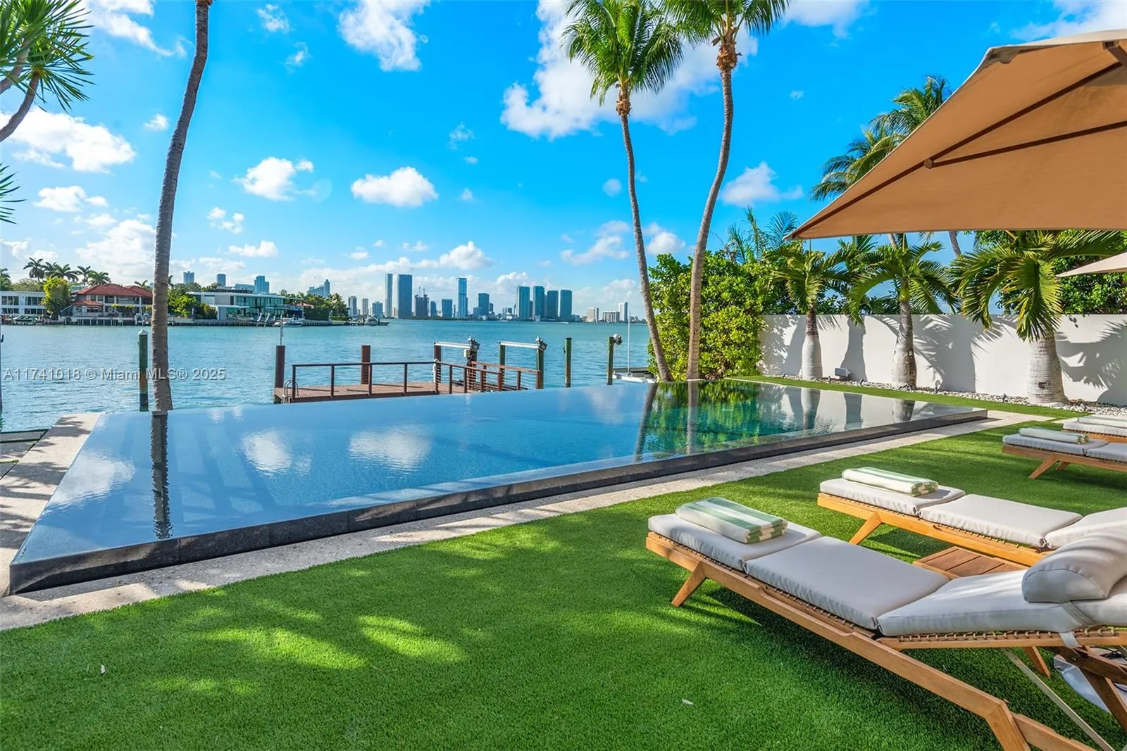 Miami Beach, Florida 33139, United States, 5 Bedrooms Bedrooms, ,6 BathroomsBathrooms,Residential,Active,6613