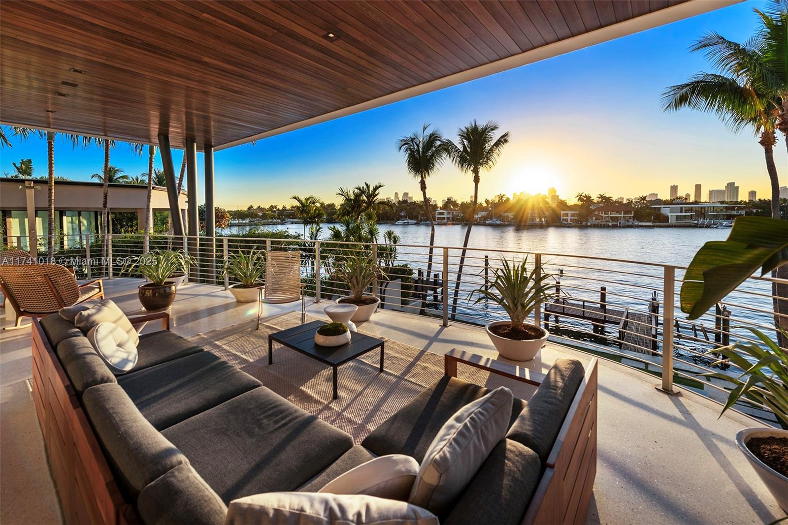 DI LIDO ISLAND - Residential
