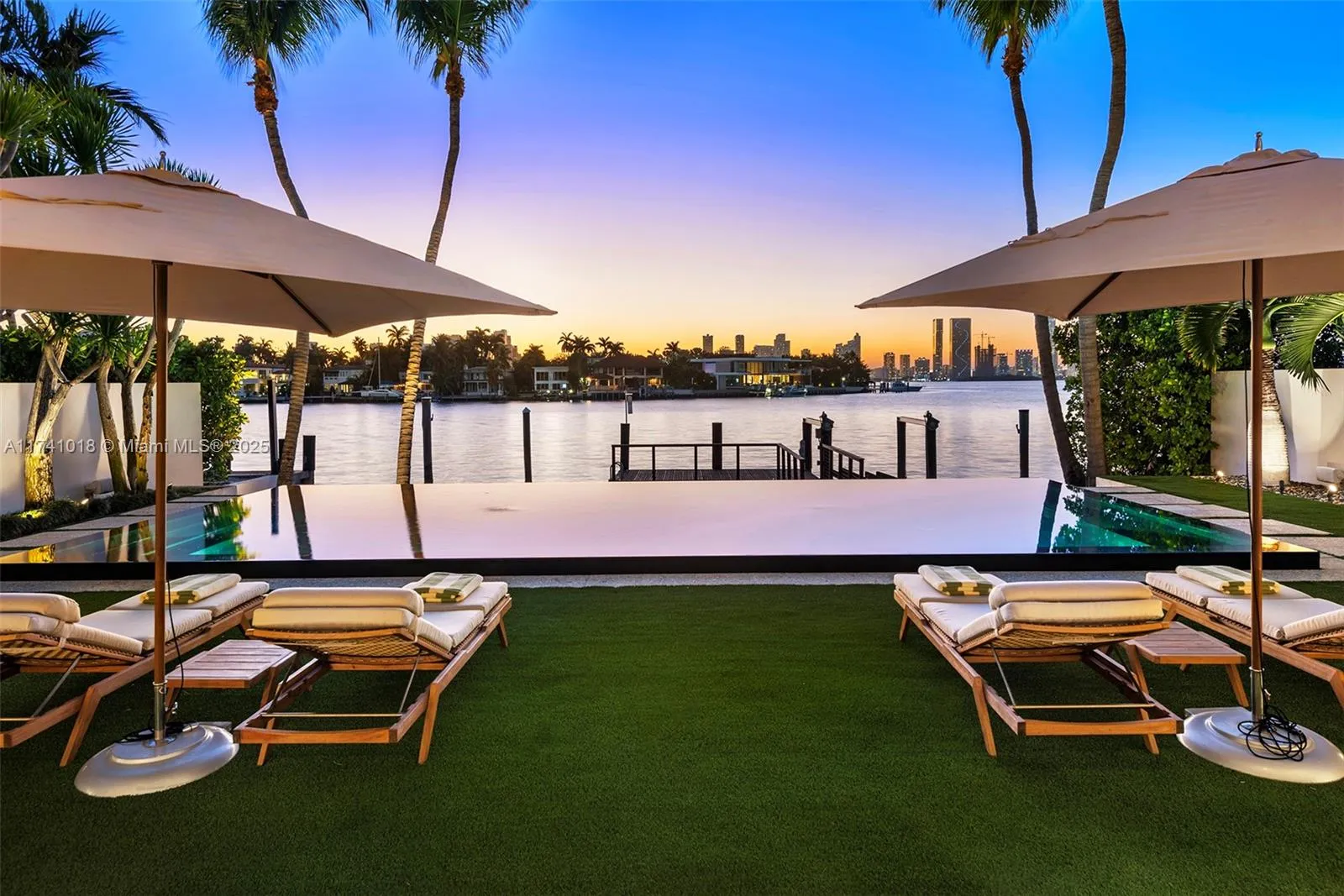 Miami Beach, Florida 33139, United States, 5 Bedrooms Bedrooms, ,6 BathroomsBathrooms,Residential,Active,6613