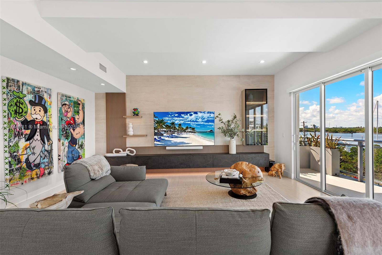 SEASIDE VILLAGE EAST COND - Residential