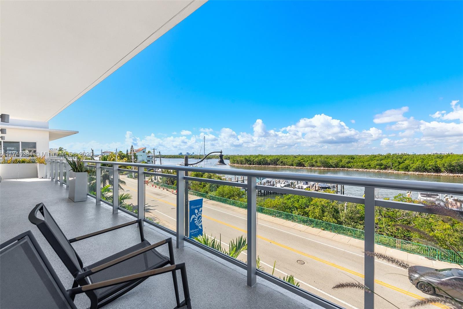 SEASIDE VILLAGE EAST COND - Residential