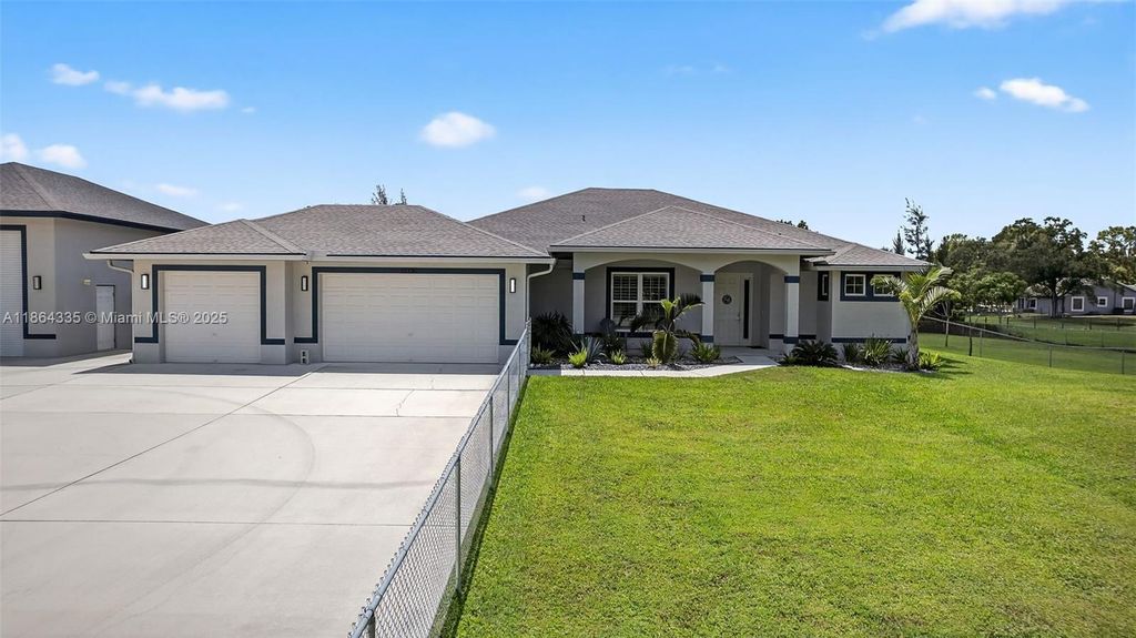 Photo of 13396 N 60th St N, West Palm Beach, FL 33411 (MLS # A11864335)