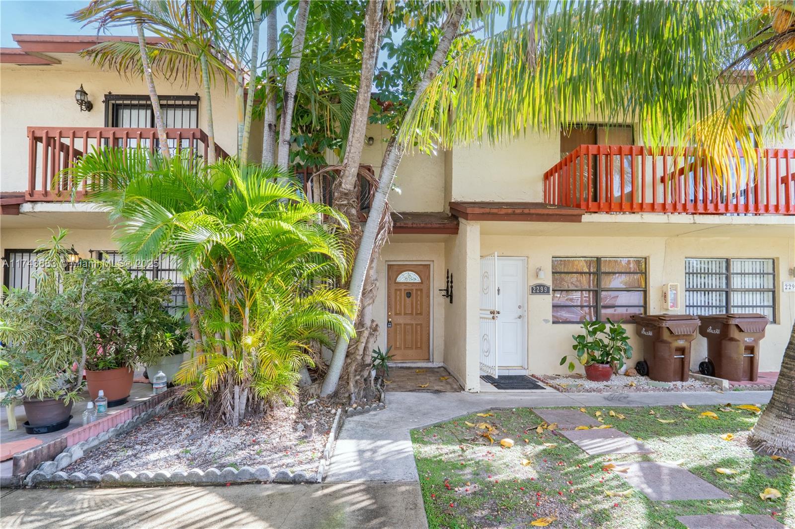 Property for Sale at 2301 W 66th Pl 304, Hialeah, Miami-Dade County, Florida - Bedrooms: 2 
Bathrooms: 2  - $269,000