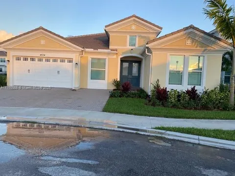 MLS: A11765588