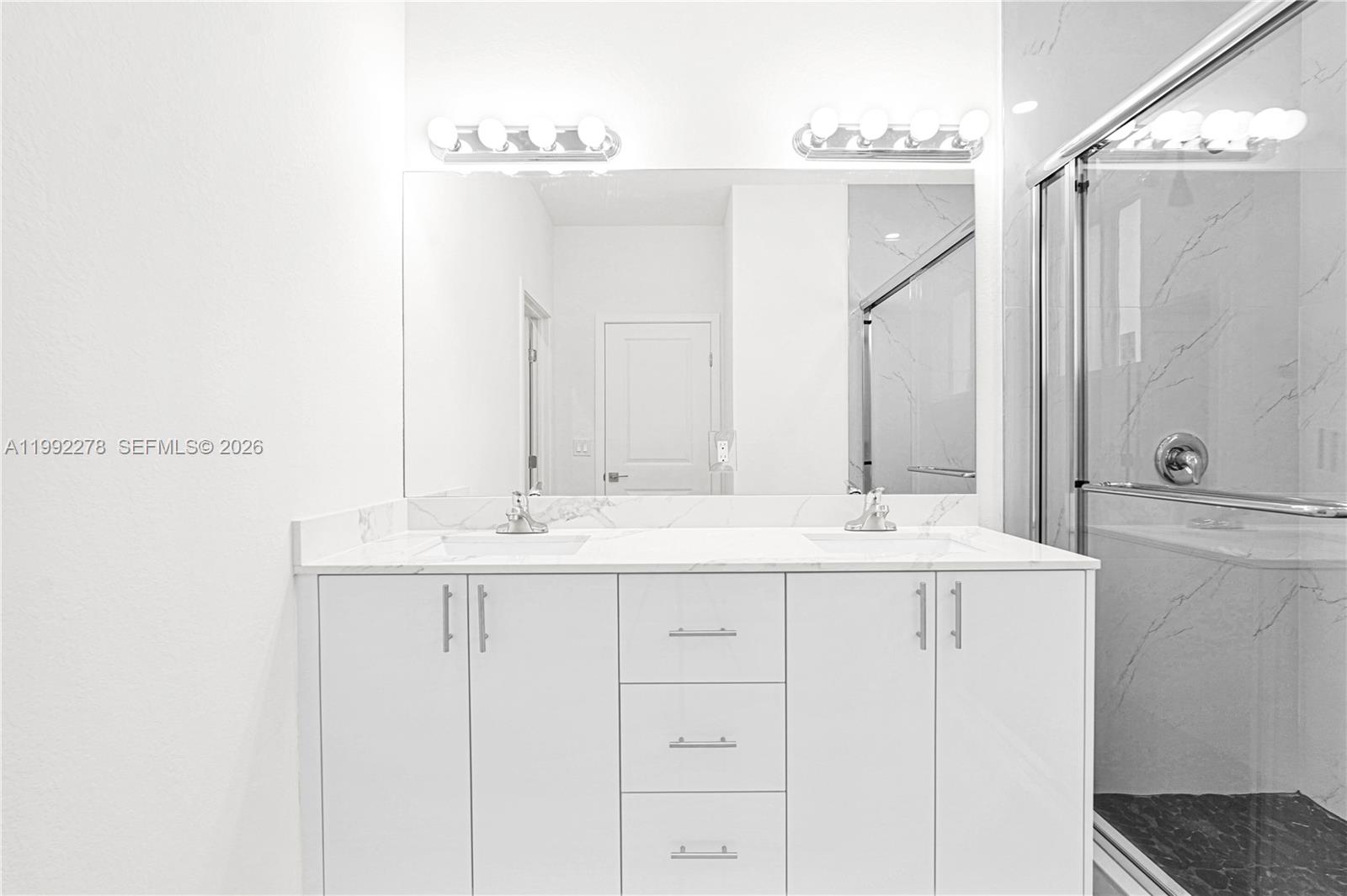 CHLOE ESTATES - Residential