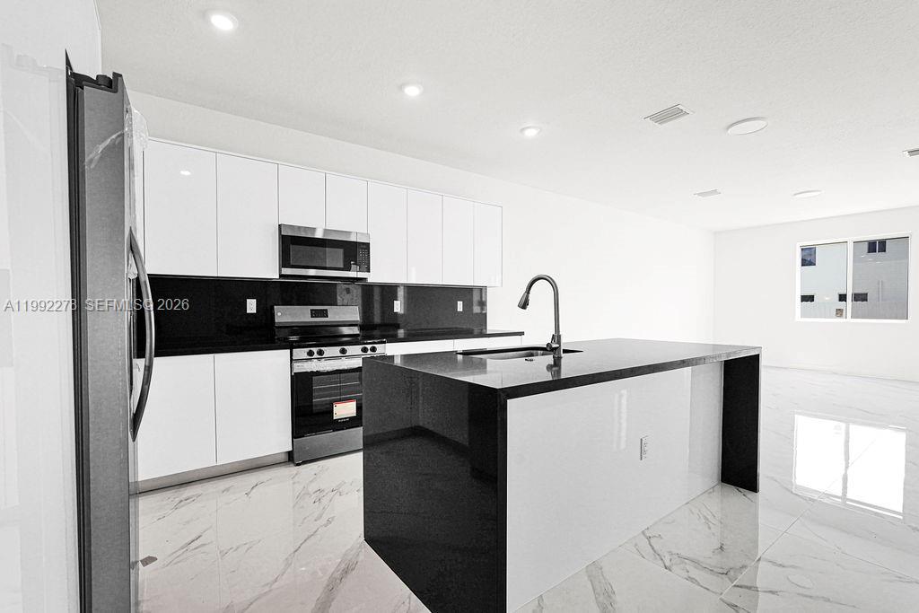 CHLOE ESTATES - Residential