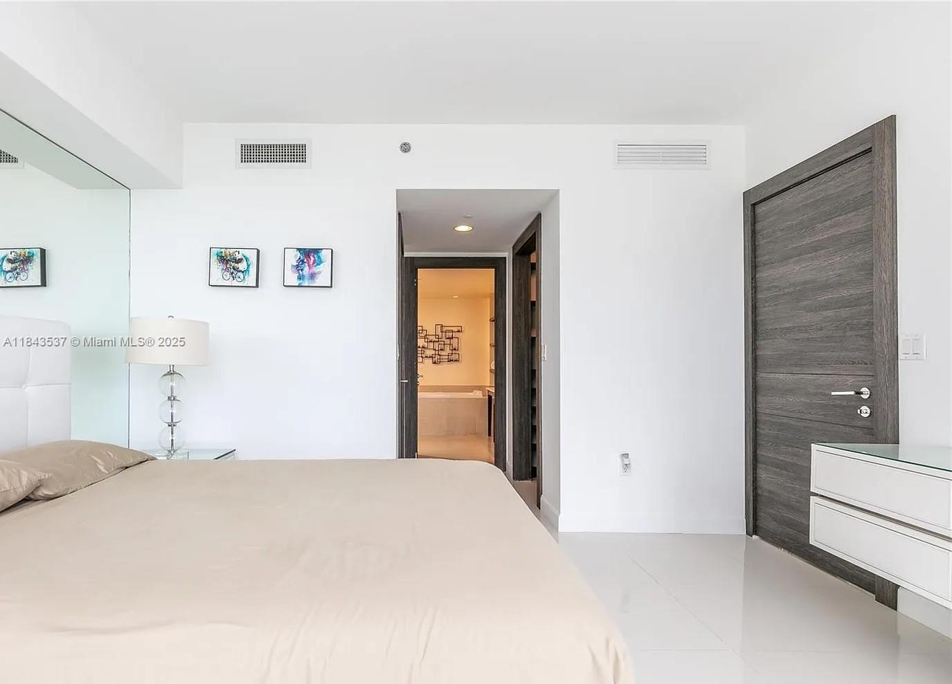 ICON BRICKELL NO TWO CONDO - Residential