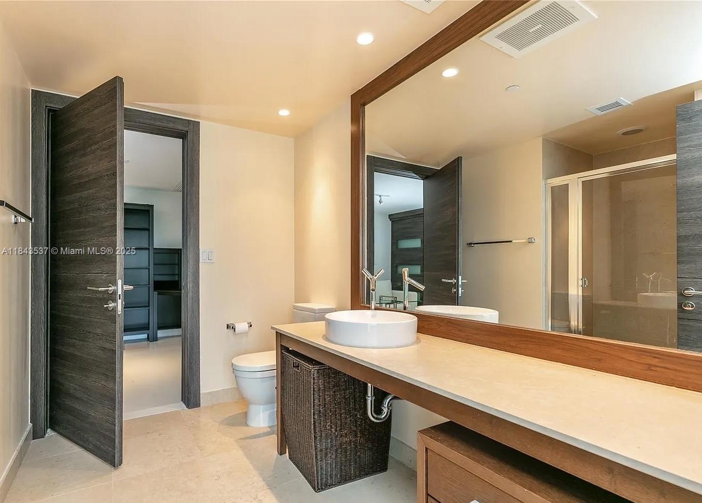 ICON BRICKELL NO TWO CONDO - Residential