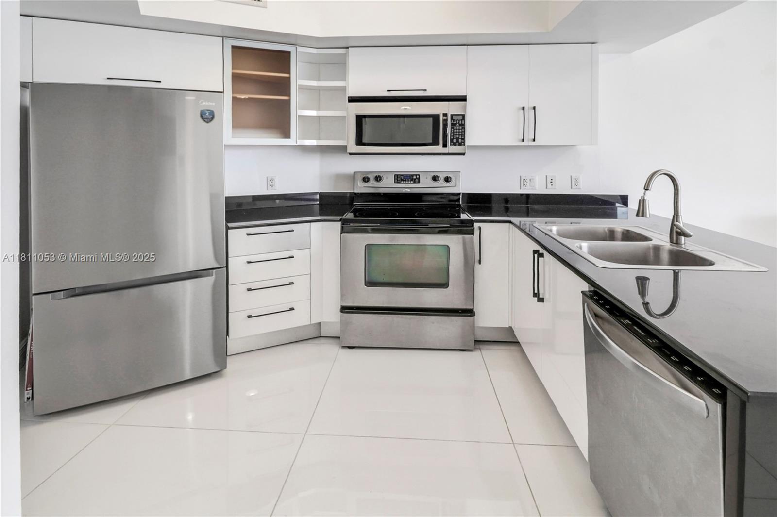 View photos, virtual tours, details... 1750 N Bayshore Dr 5214