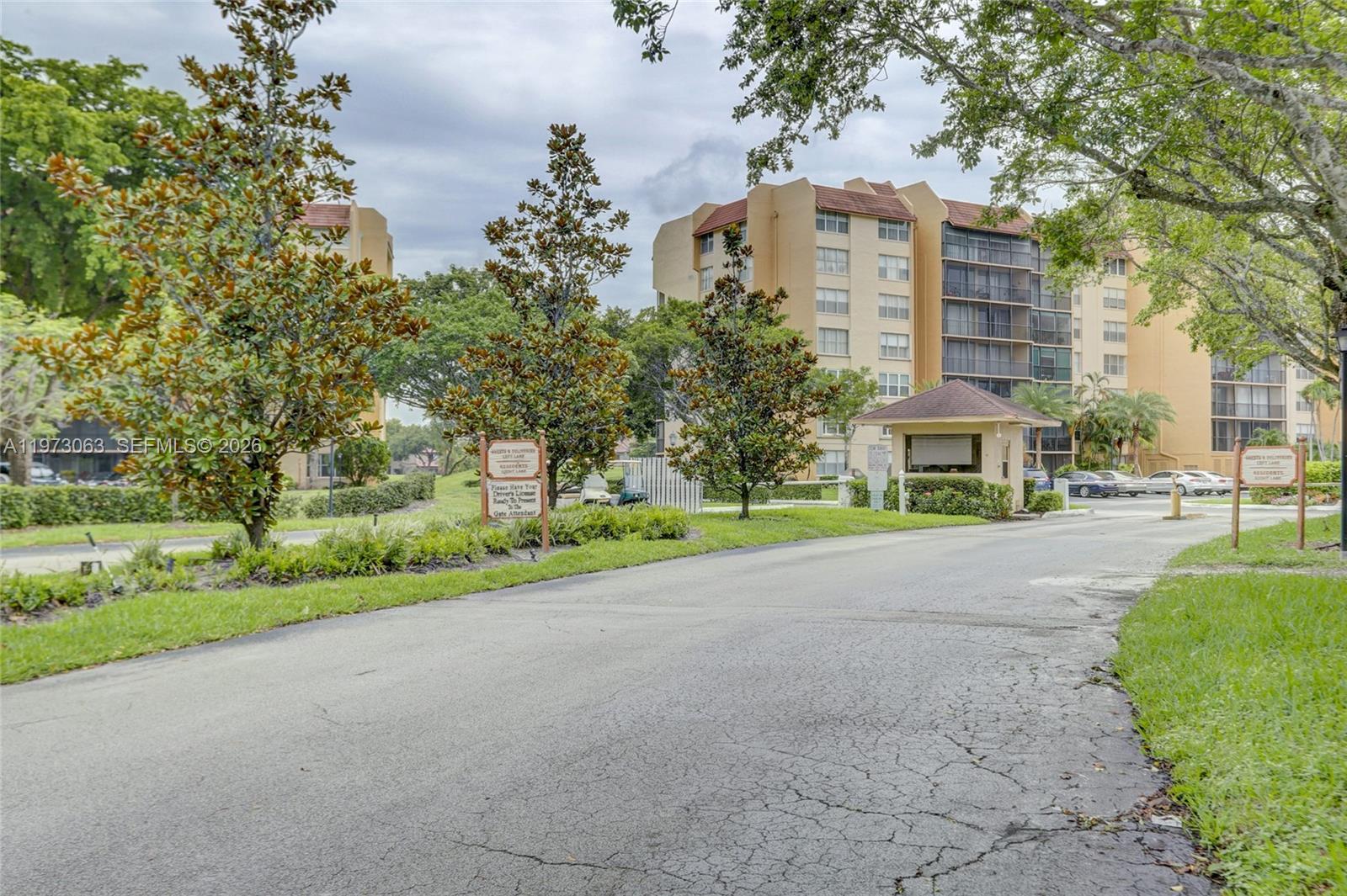 CONDOMINIUM 1 OF ENVIRON - Residential