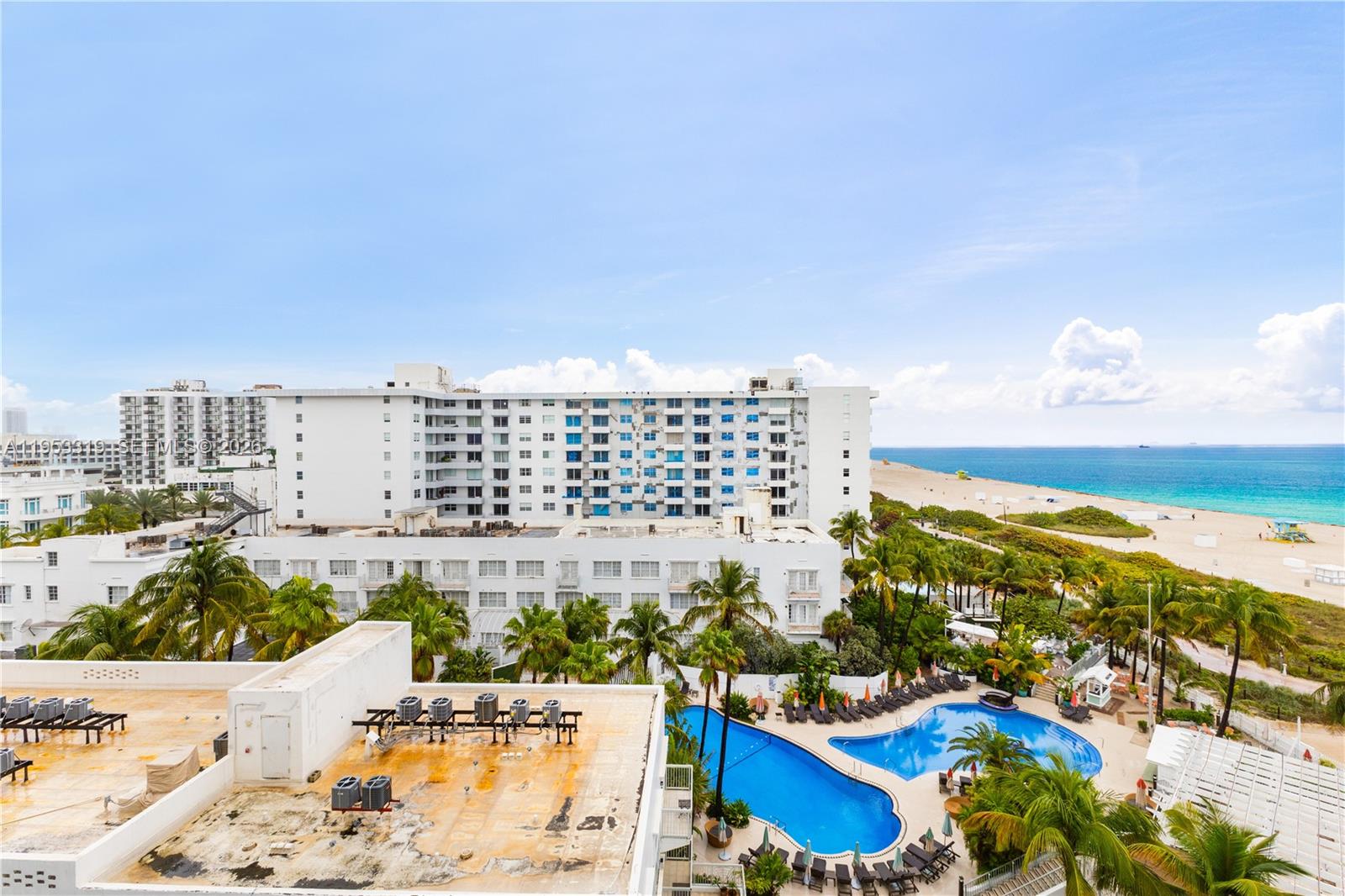 THE PRESIDENTIAL CONDO - Residential