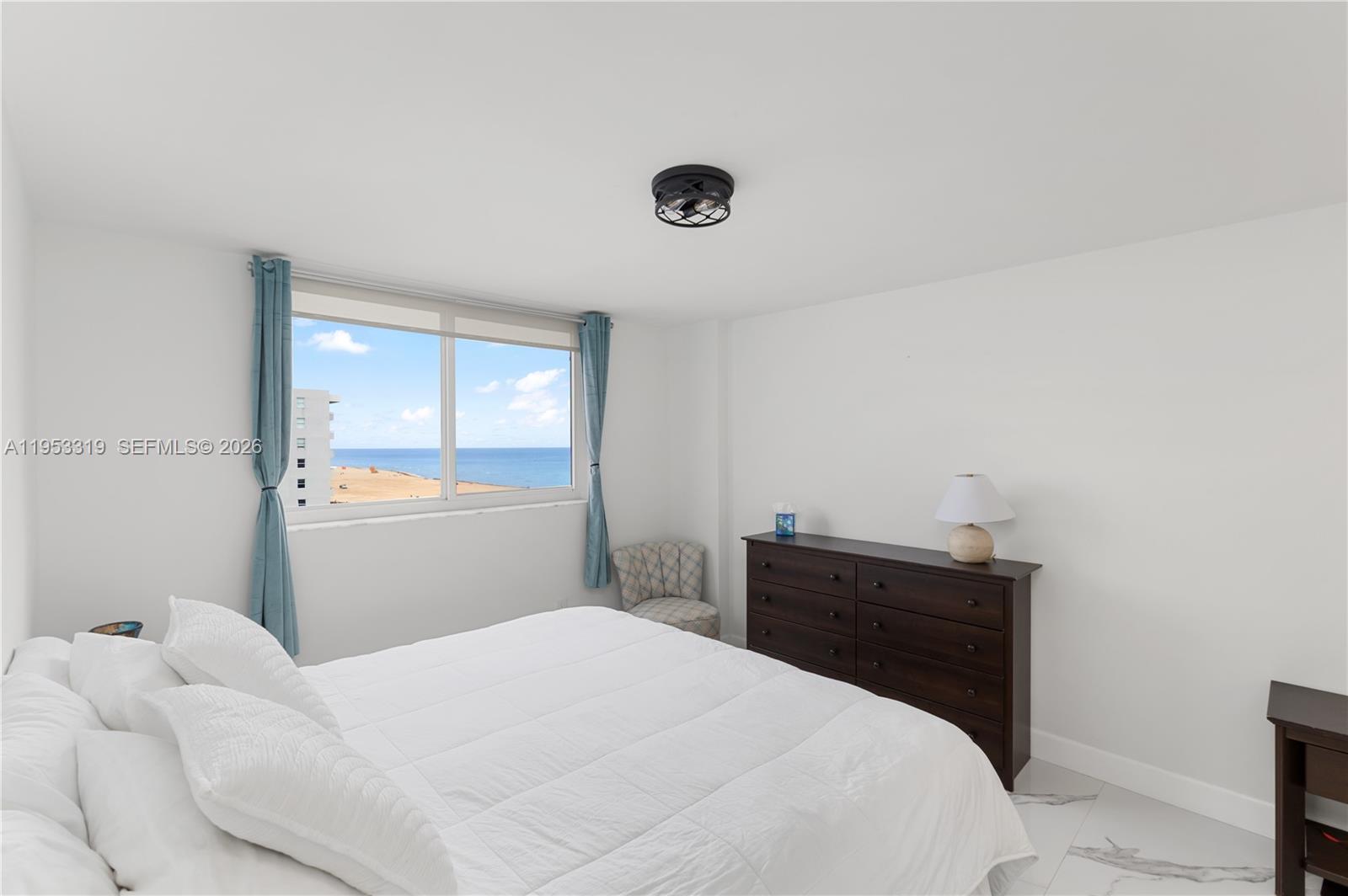 THE PRESIDENTIAL CONDO - Residential