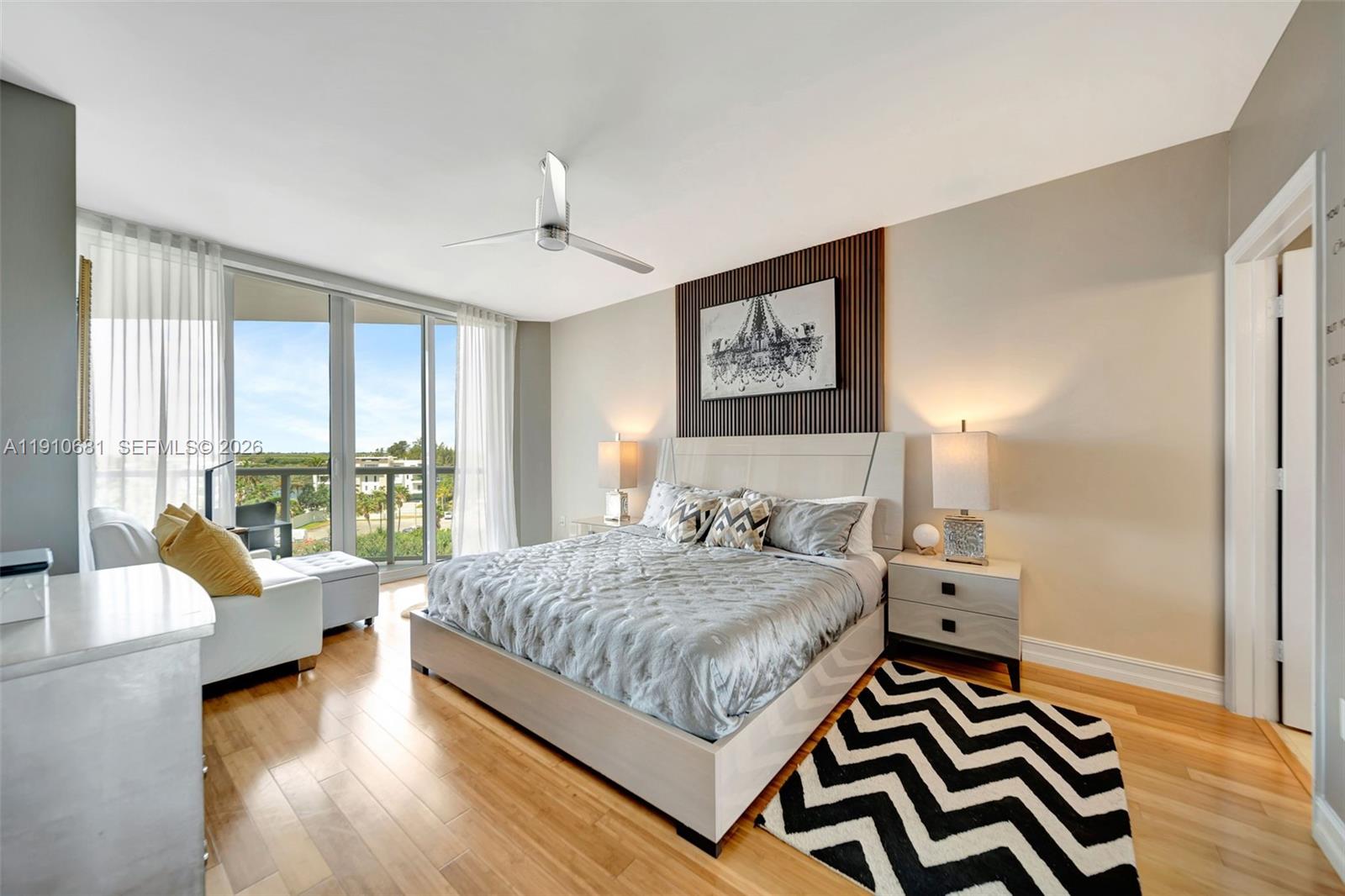 RENAISSANCE ON THE OCEAN - Residential