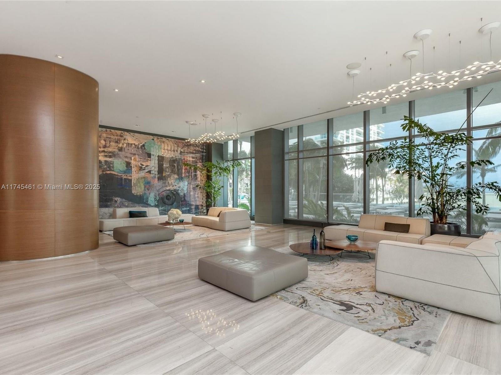ICON BAY CONDO - Residential