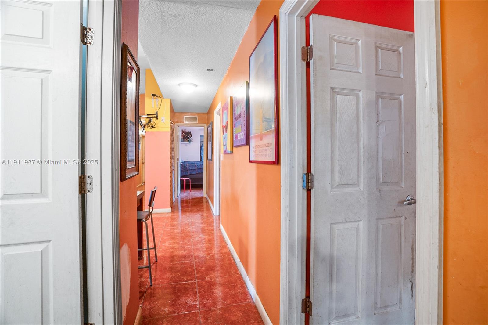 LAKESIDE AT THE HAMMOCKS - Residential