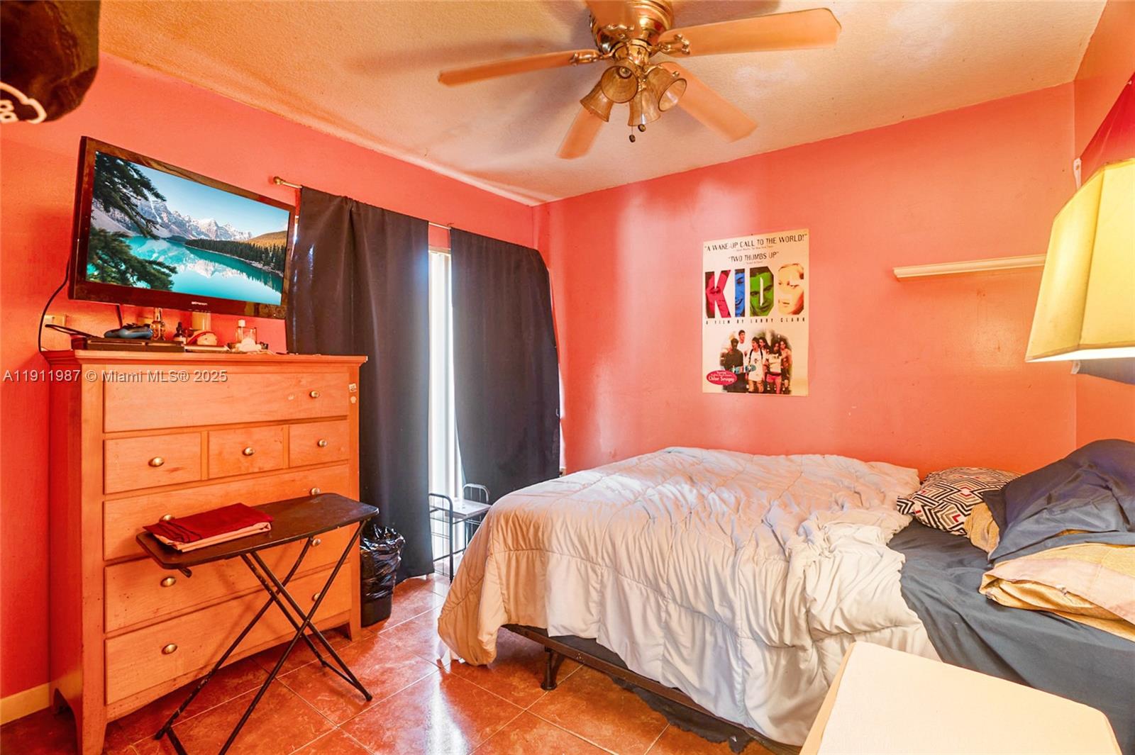 LAKESIDE AT THE HAMMOCKS - Residential