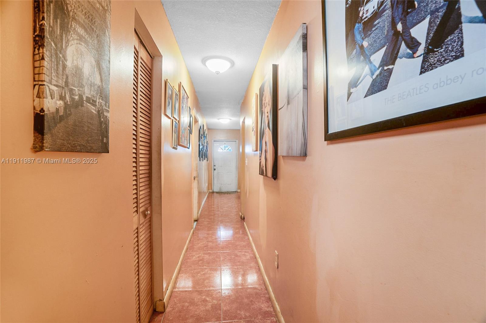 LAKESIDE AT THE HAMMOCKS - Residential