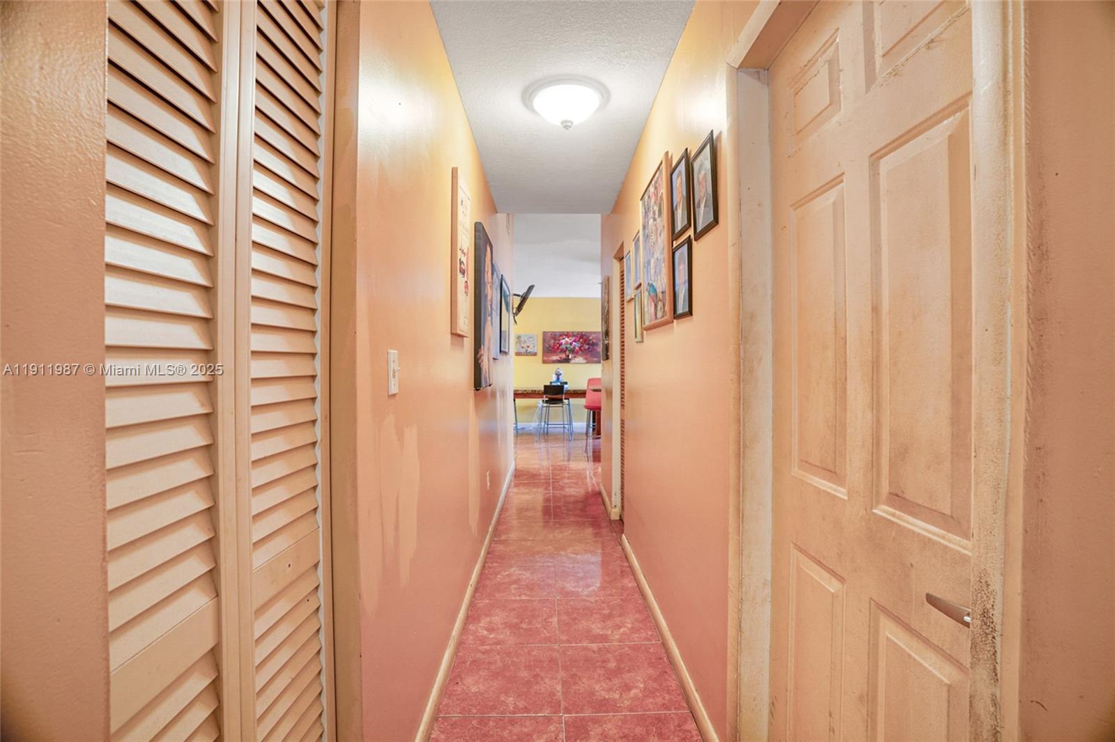 LAKESIDE AT THE HAMMOCKS - Residential