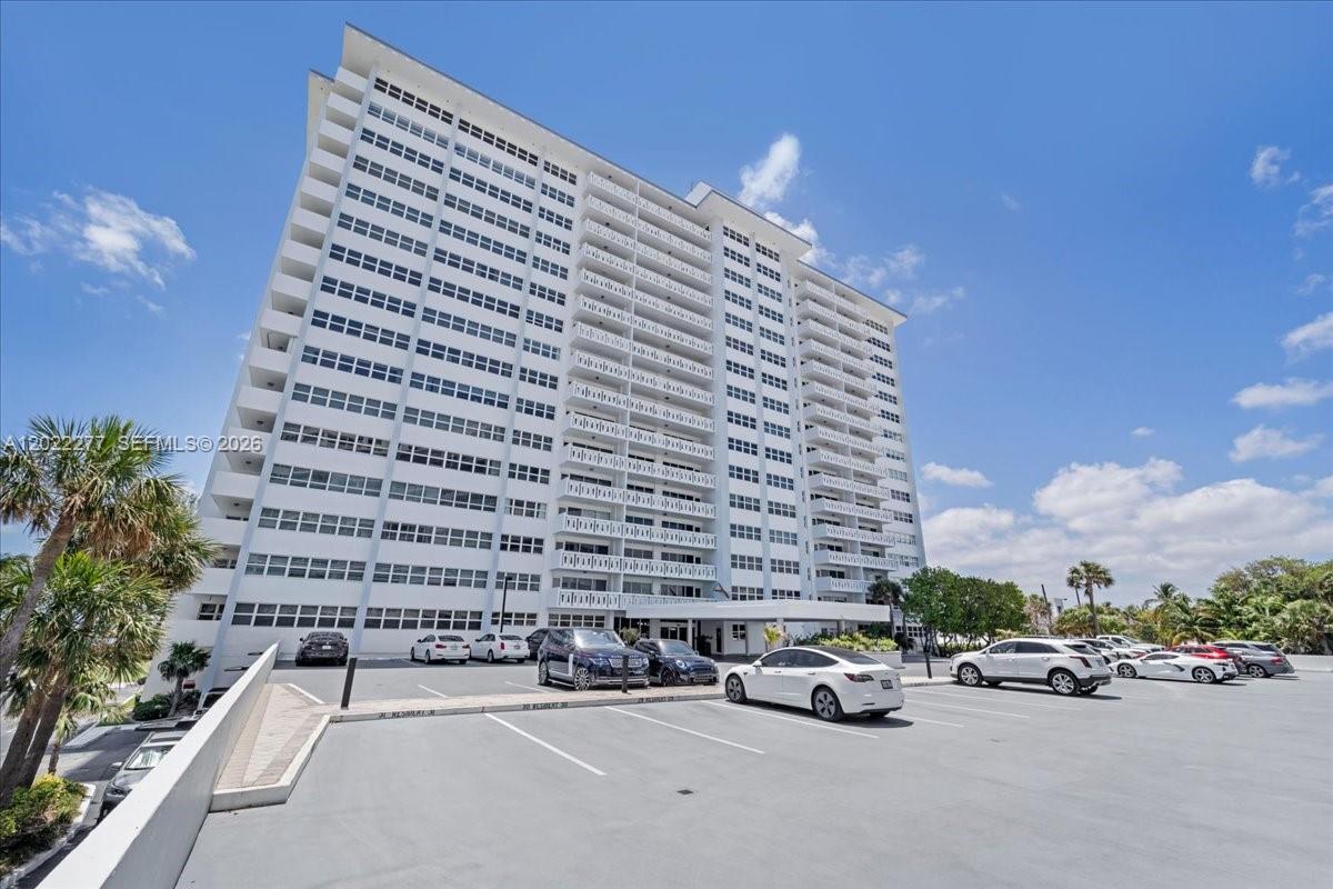 SKY HARBOUR EAST CONDO - Residential