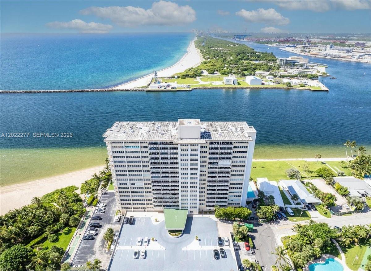 SKY HARBOUR EAST CONDO - Residential
