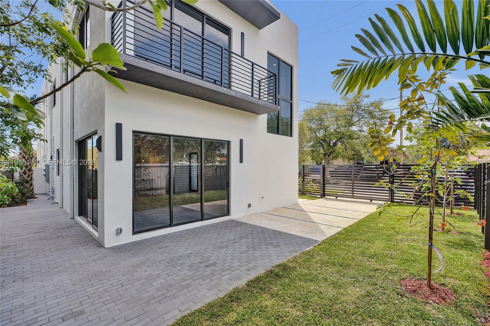 2421 SW 16th terrace