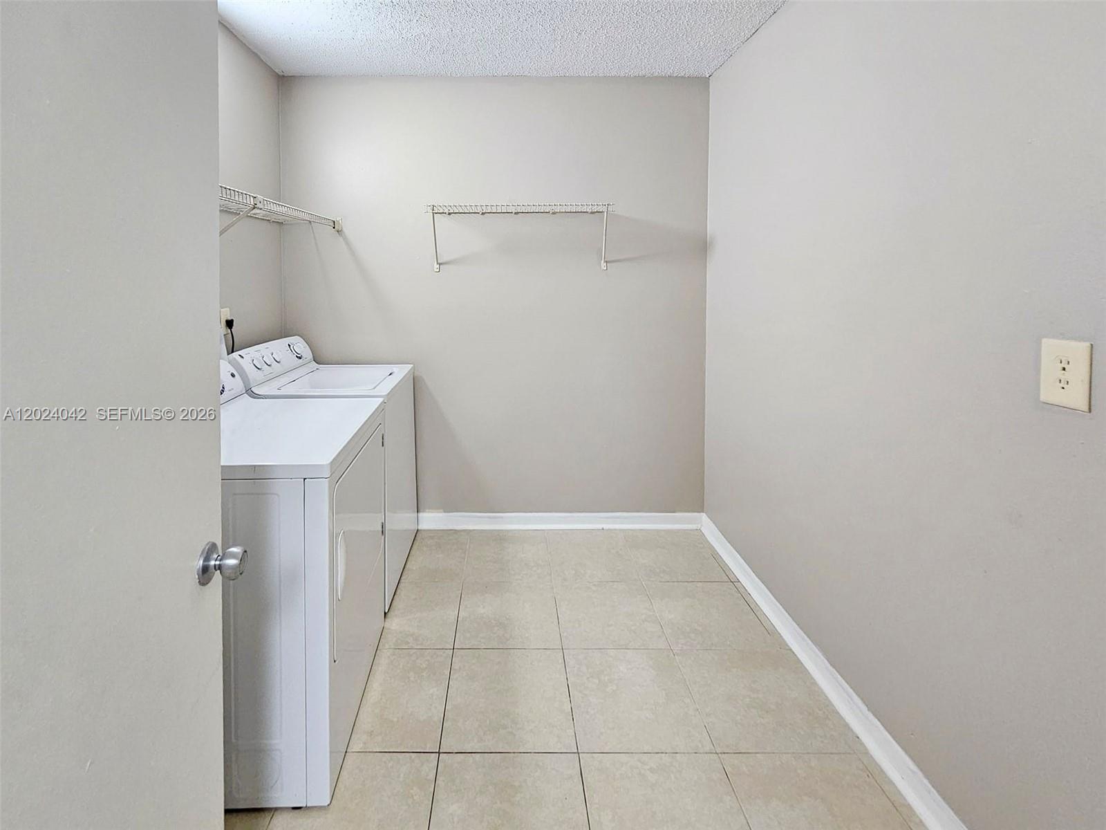 SUN VISTA GARDENS CONDO - Residential Lease