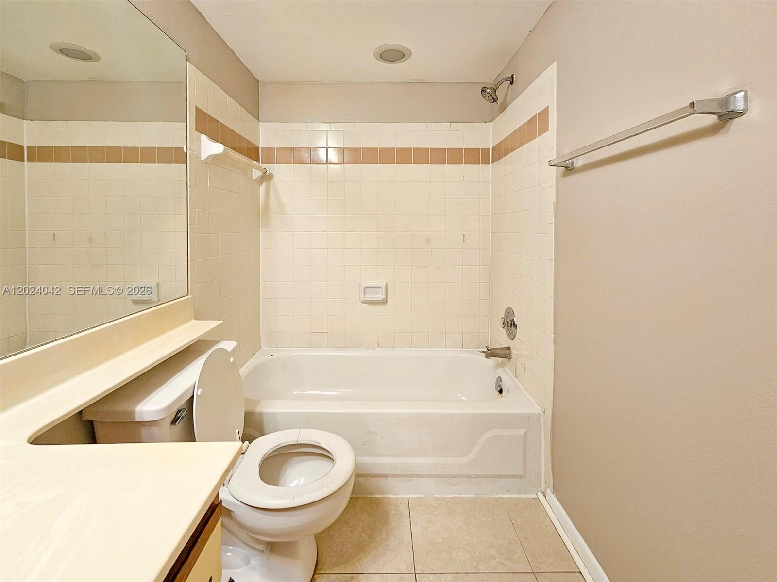SUN VISTA GARDENS CONDO - Residential Lease