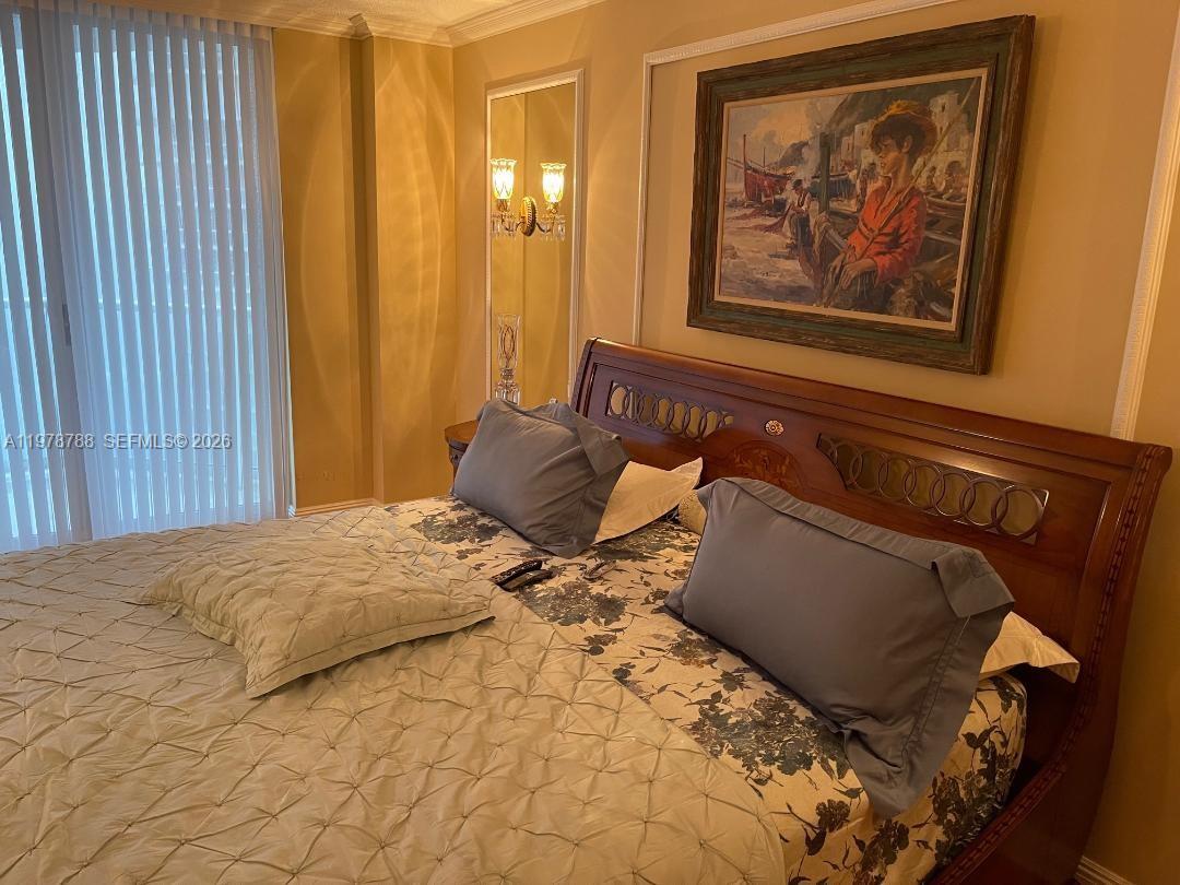 OCEANIA II CONDO - Residential